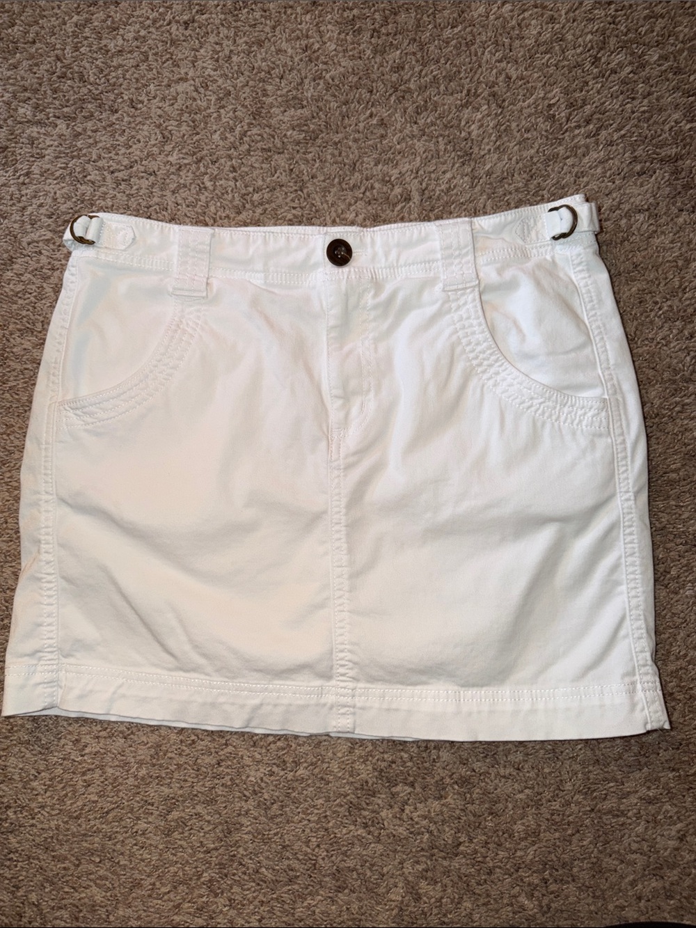 Athleta White Tough As Nails Utility Mini Skirt size 6